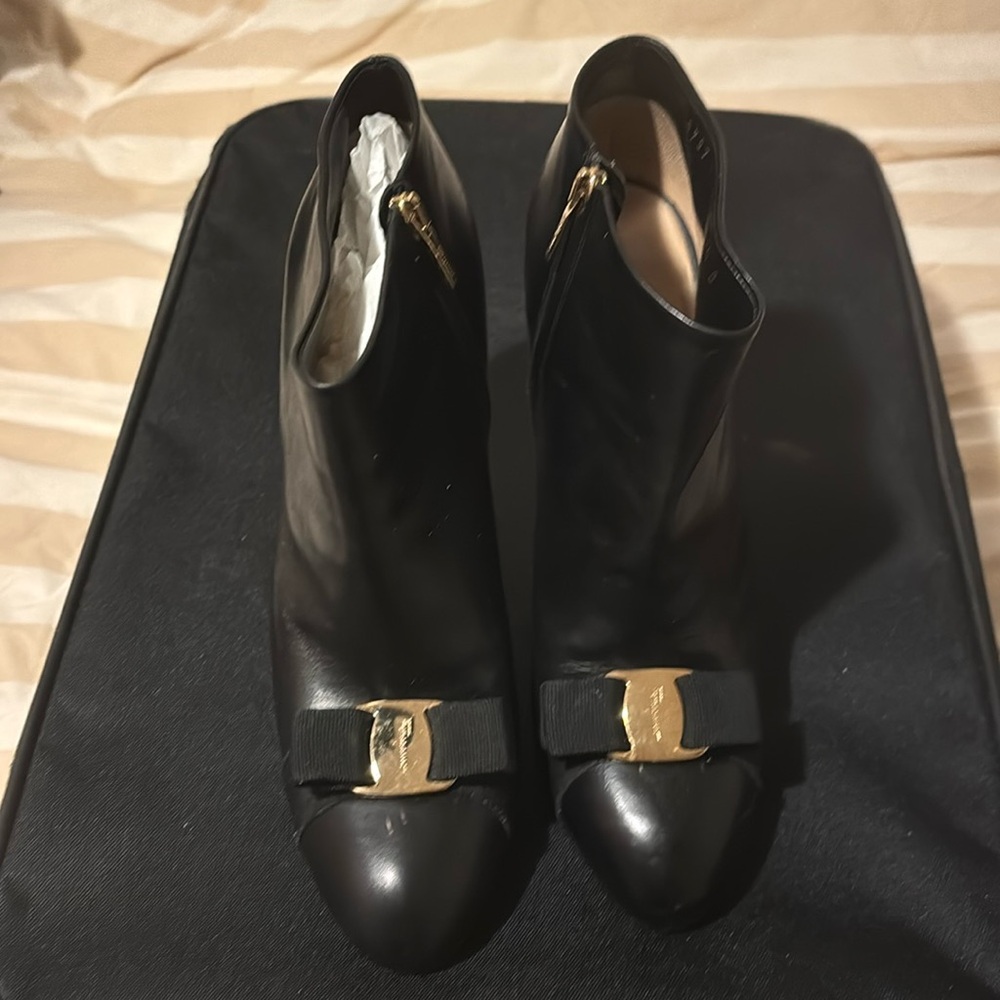 Salvatore Ferragamo Ankle Boots in good condition